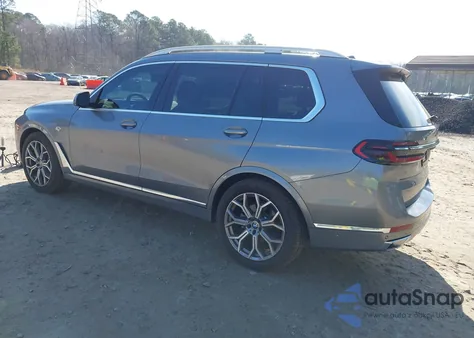 2025 BMW X7 xDrive40I z USA, uszkodzony, nr VIN 5UX23EM05S9000872